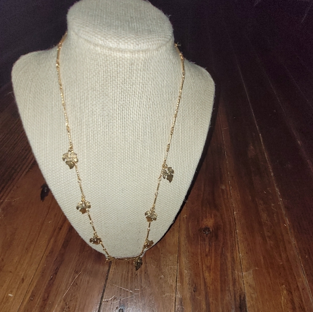 Goldtone leaf necklace by Sarah Coventry